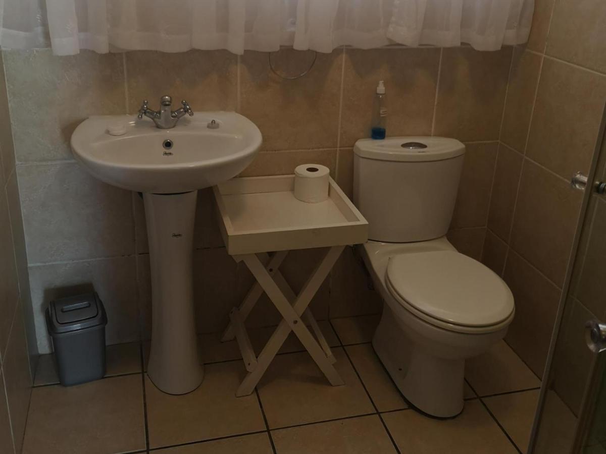 Smithland Guest Apartments Cape Town Bellville Dış mekan fotoğraf