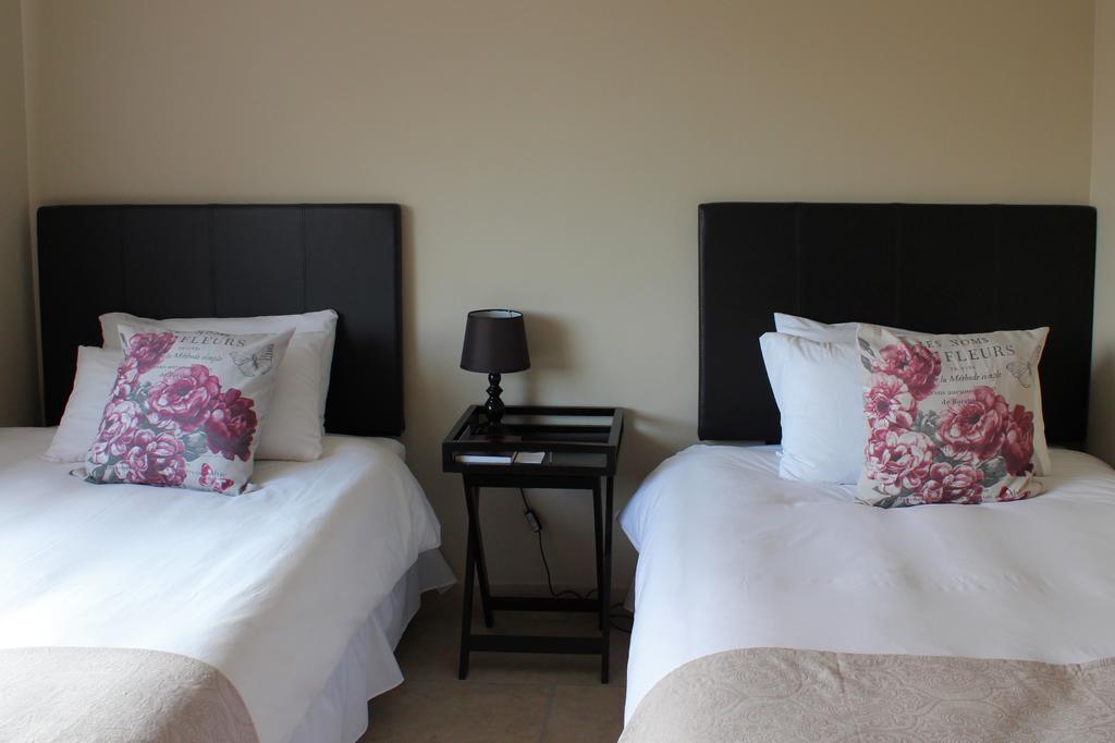 Smithland Guest Apartments Cape Town Bellville Dış mekan fotoğraf