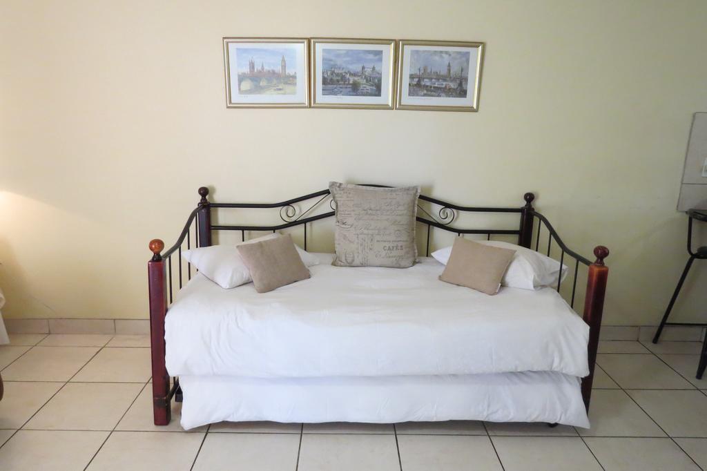 Smithland Guest Apartments Cape Town Bellville Dış mekan fotoğraf